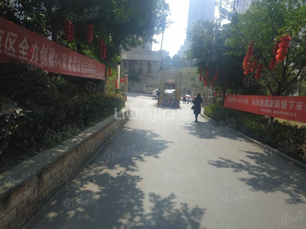 花漾年小区图片