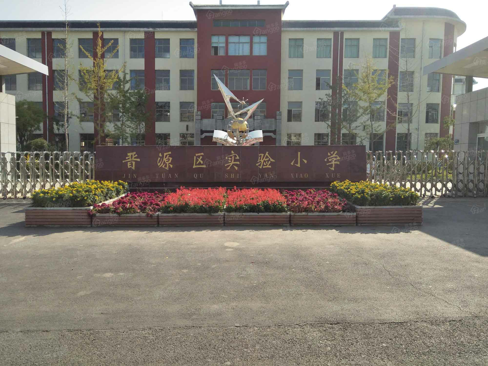 翡翠山庄小区图片