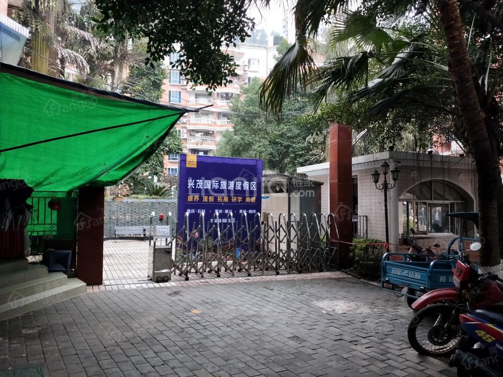 兴茂翠园小区图片