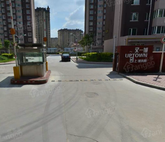 东湖上城小区图片