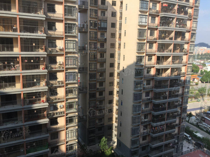 香堤翠景小区图片