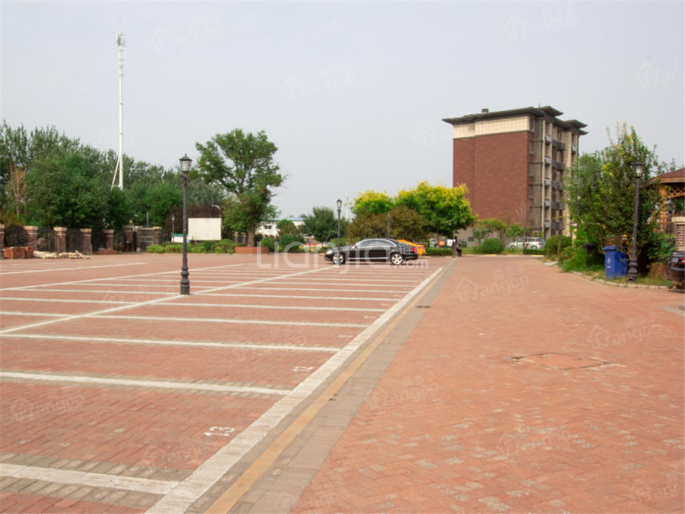 松江水岸唐宁小区图片