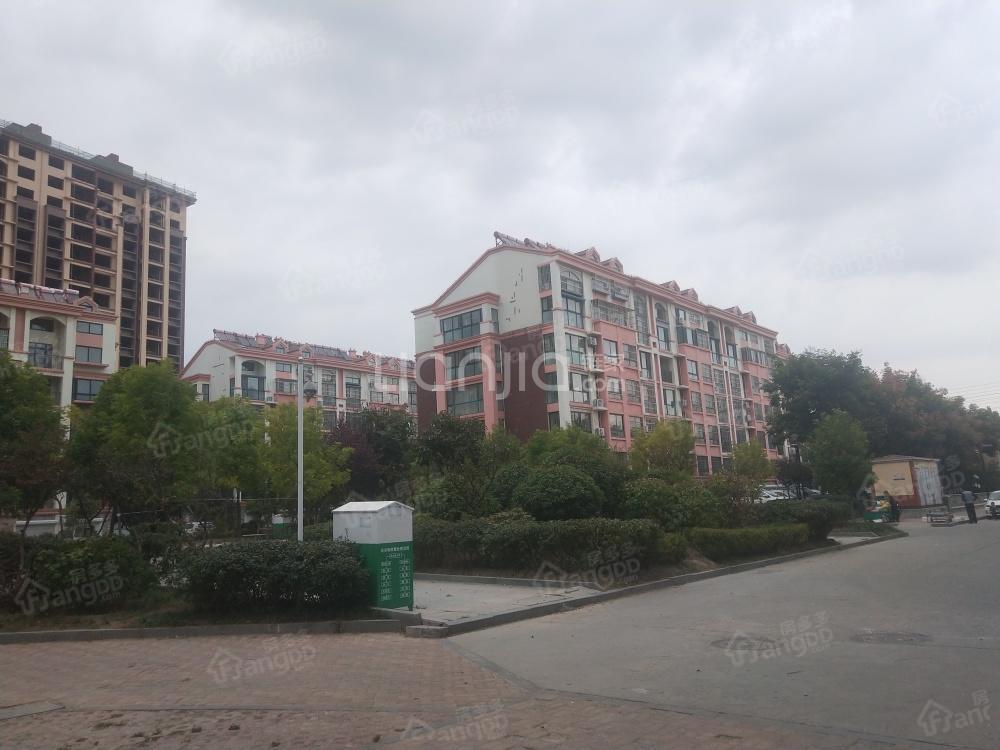 铂金府小区图片