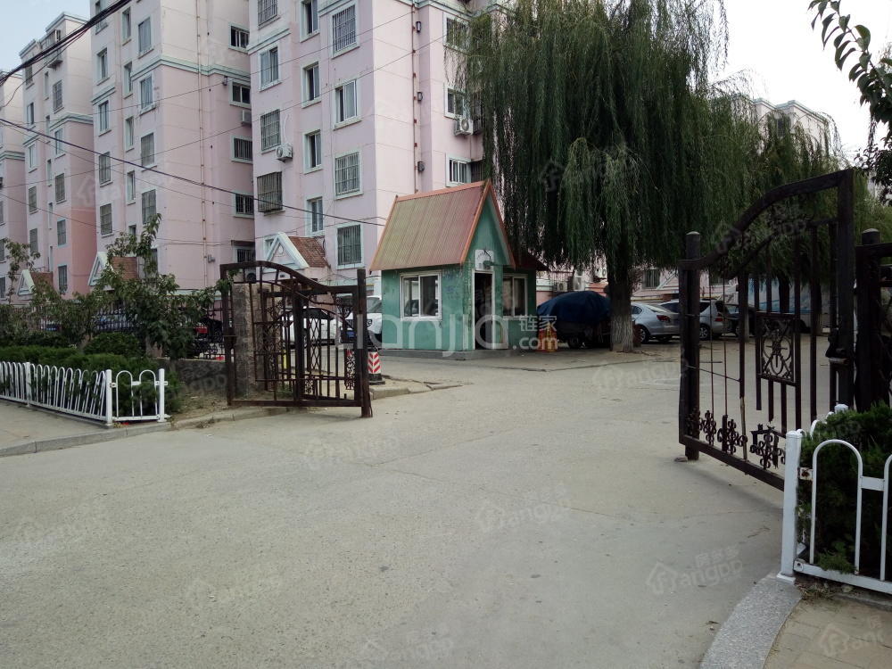 怡河苑南区小区图片