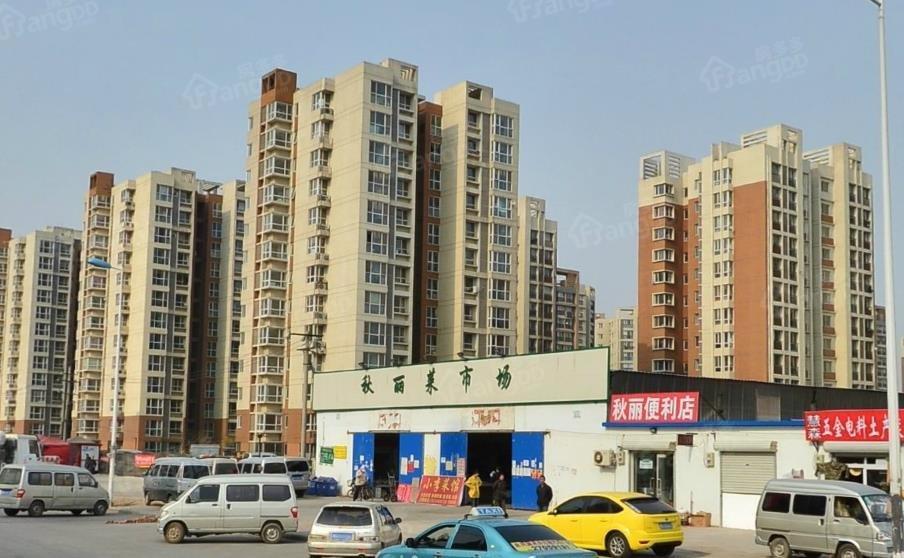华城秋苑海春园小区图片