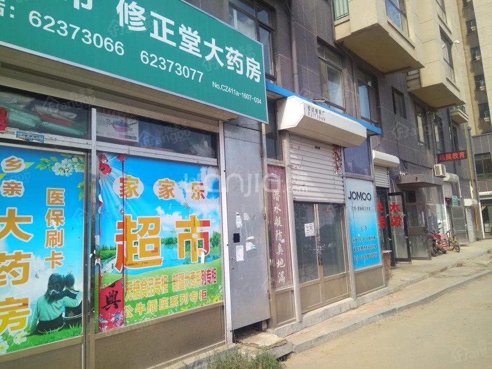 溪铖水岸小区图片