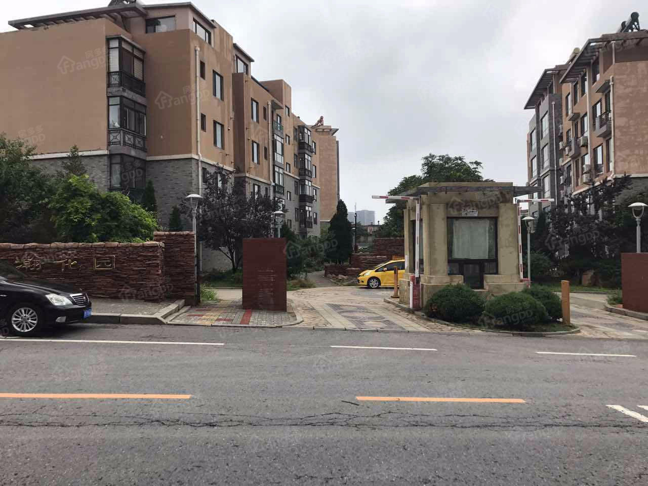 文瀚花园小区图片