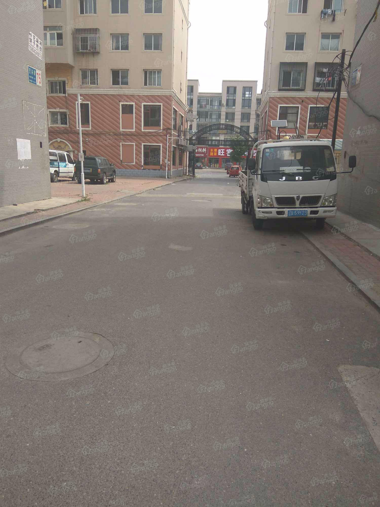 泰锋俪景城小区图片