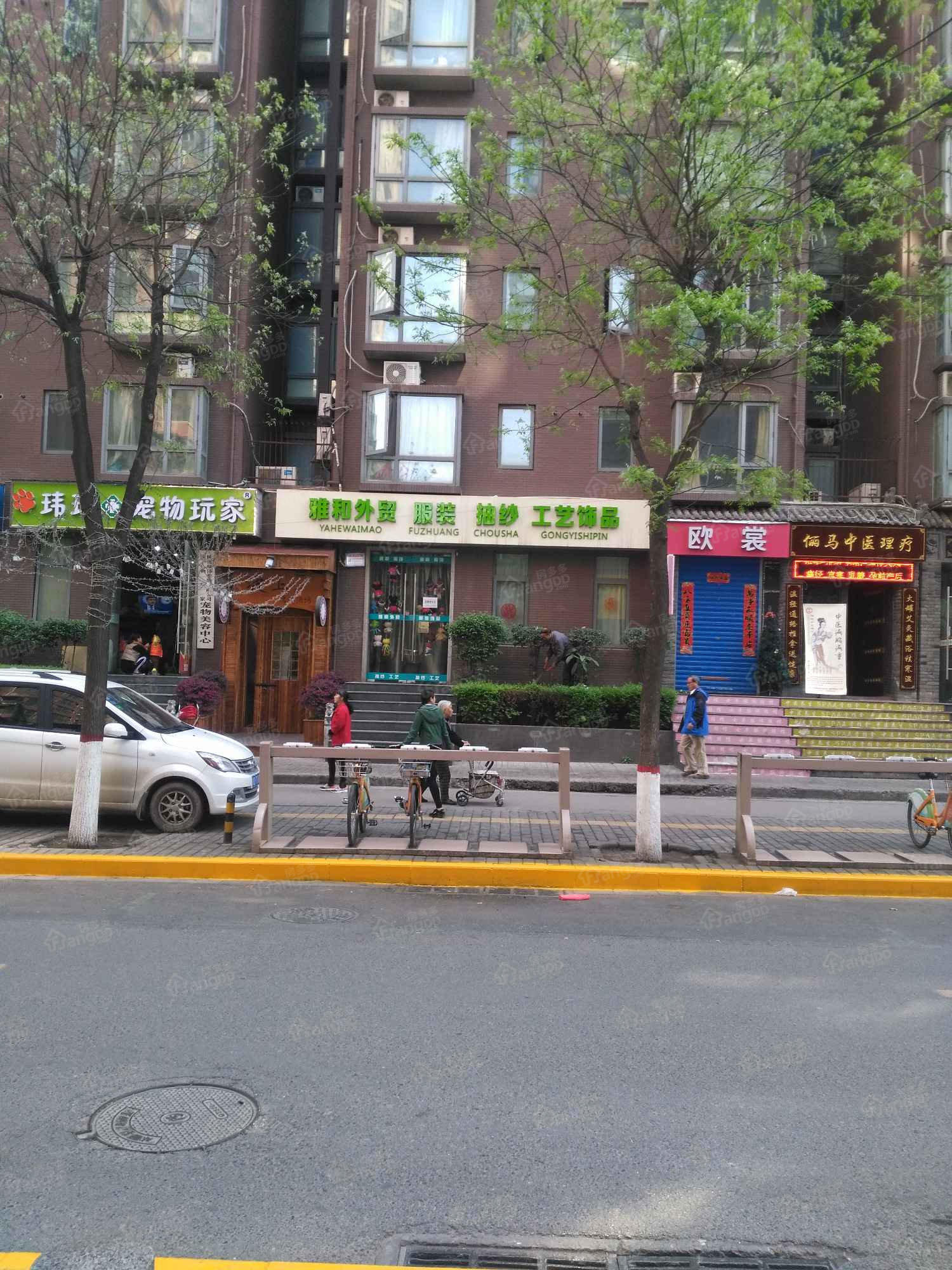 摩登主场小区图片