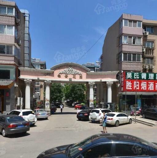 银安花园小区图片