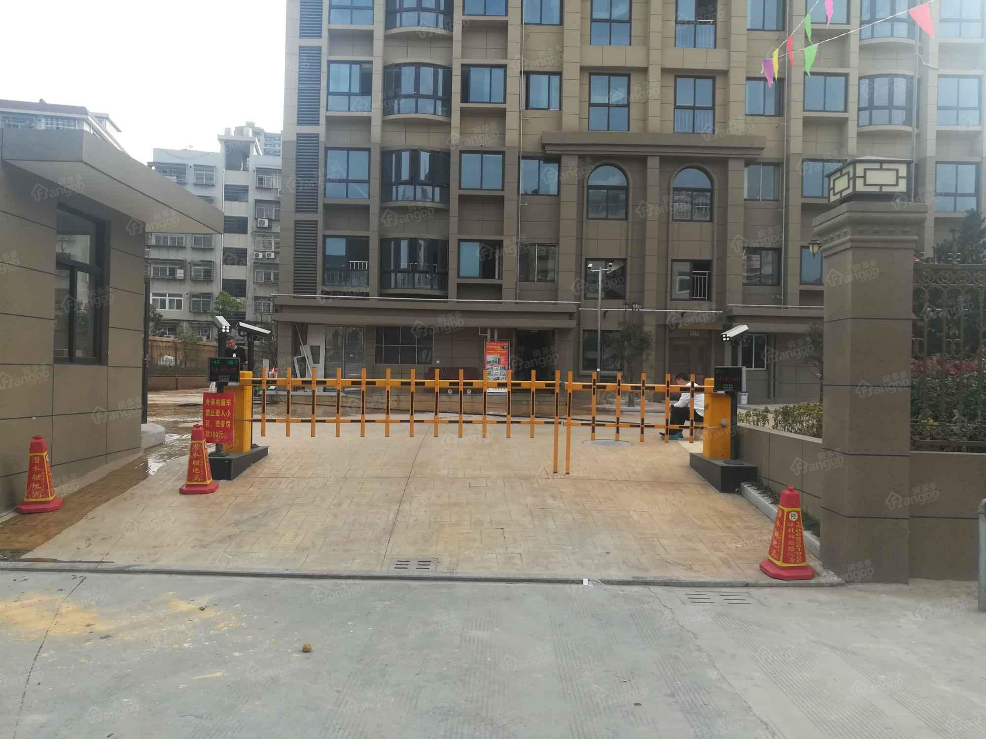 繁荣嘉园小区图片