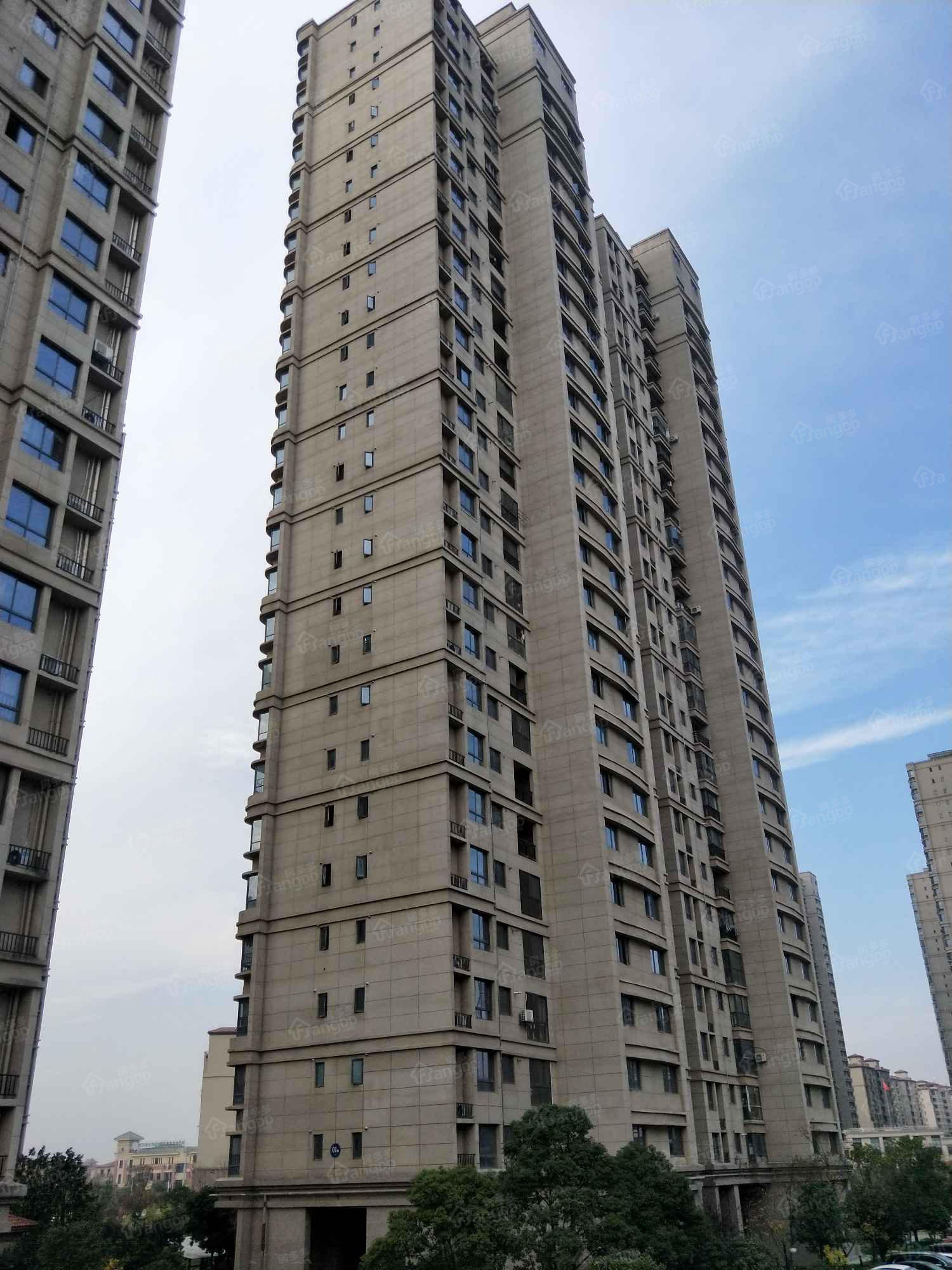 碧桂园生态城依云小区图片