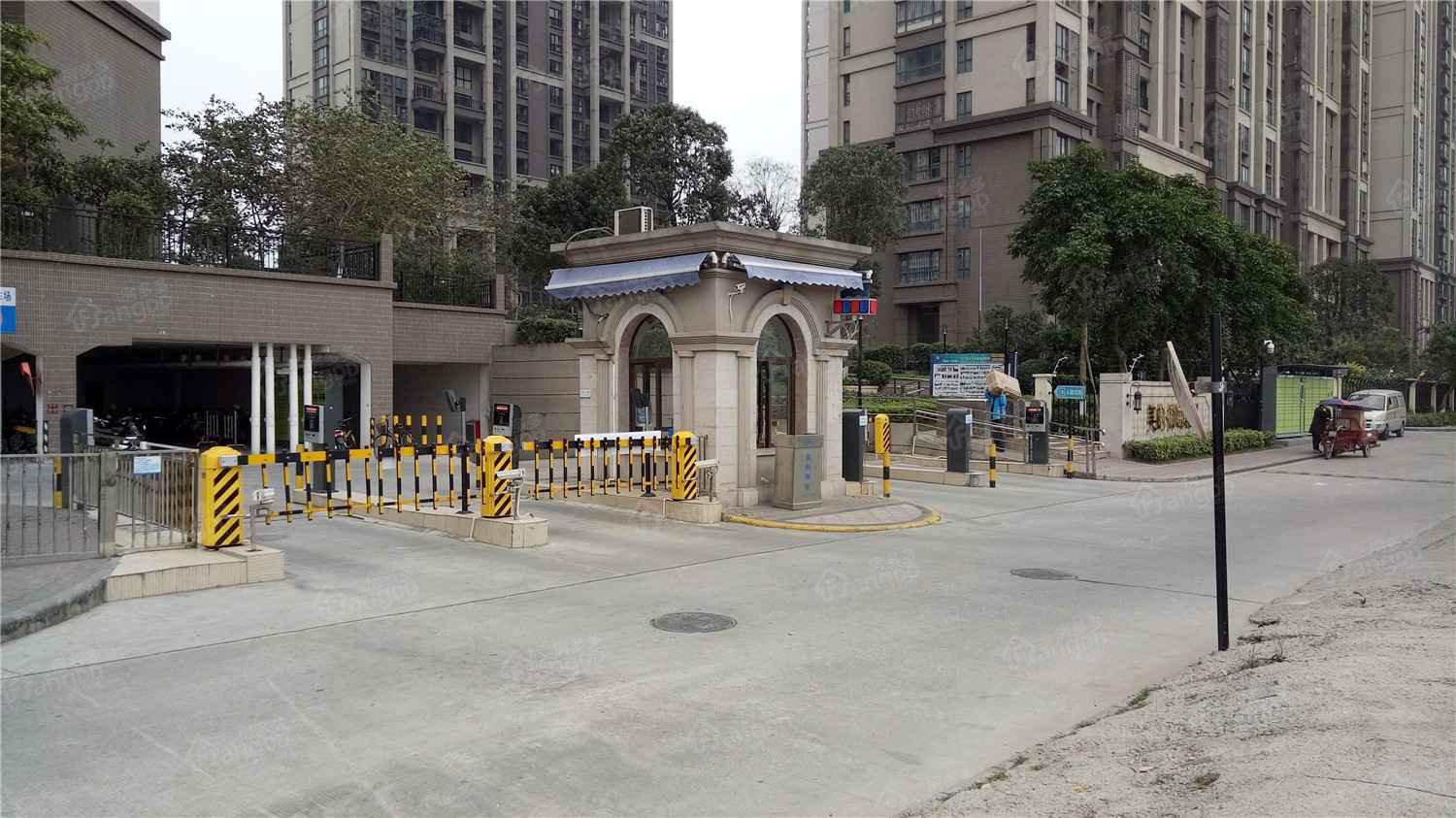美的御海东郡小区图片