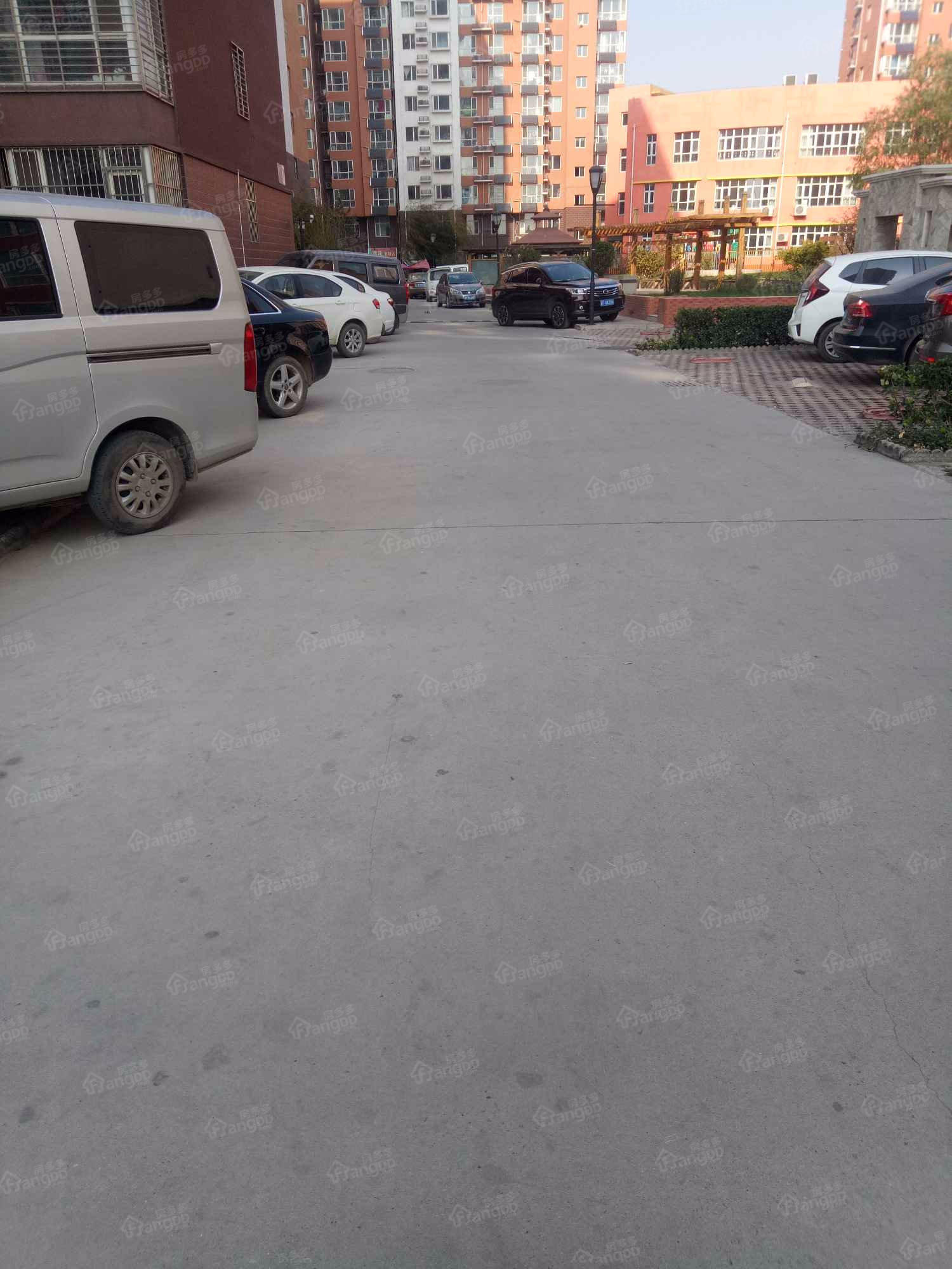 锦绣花园小区图片