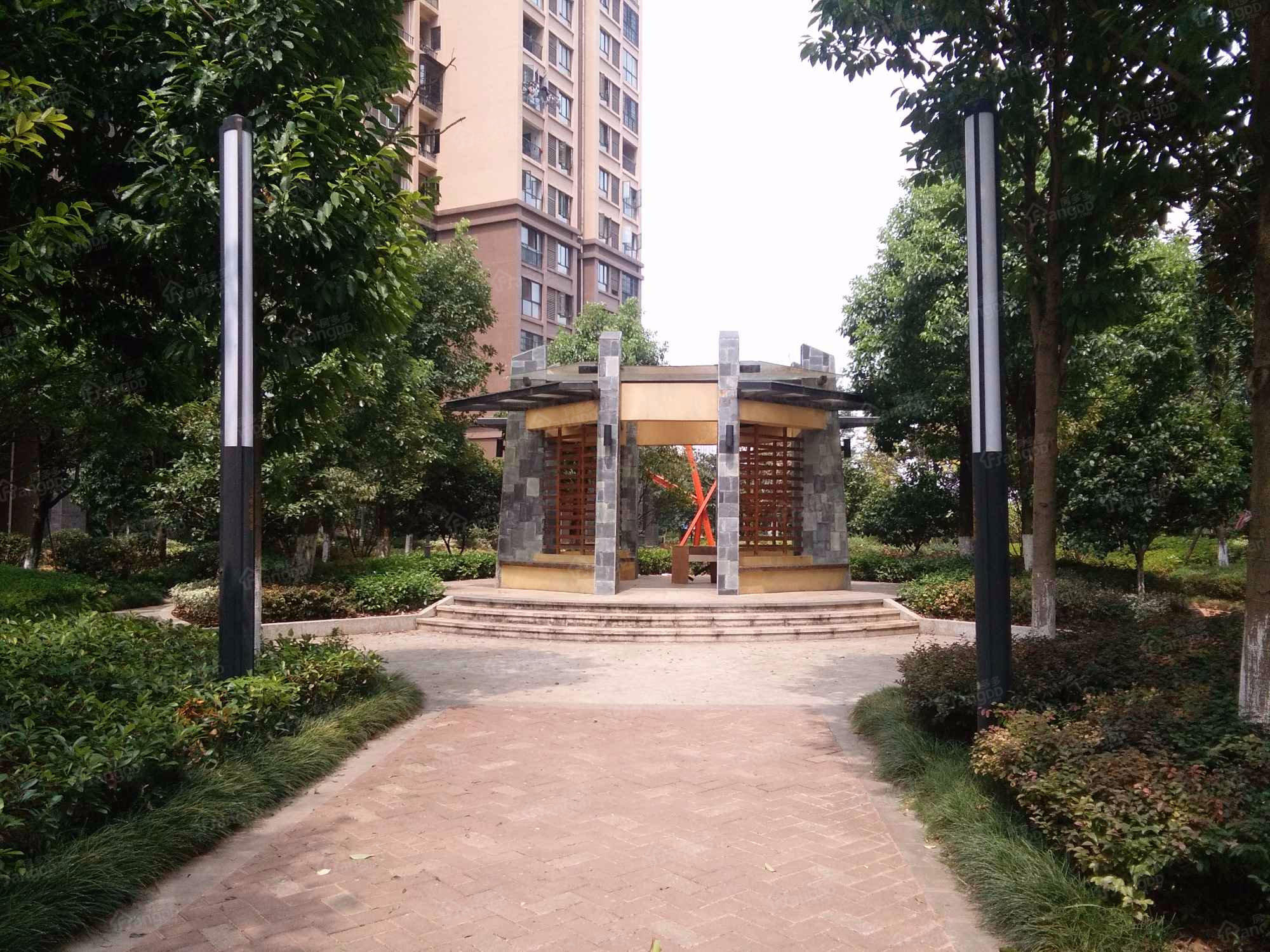 深业睿城小区图片