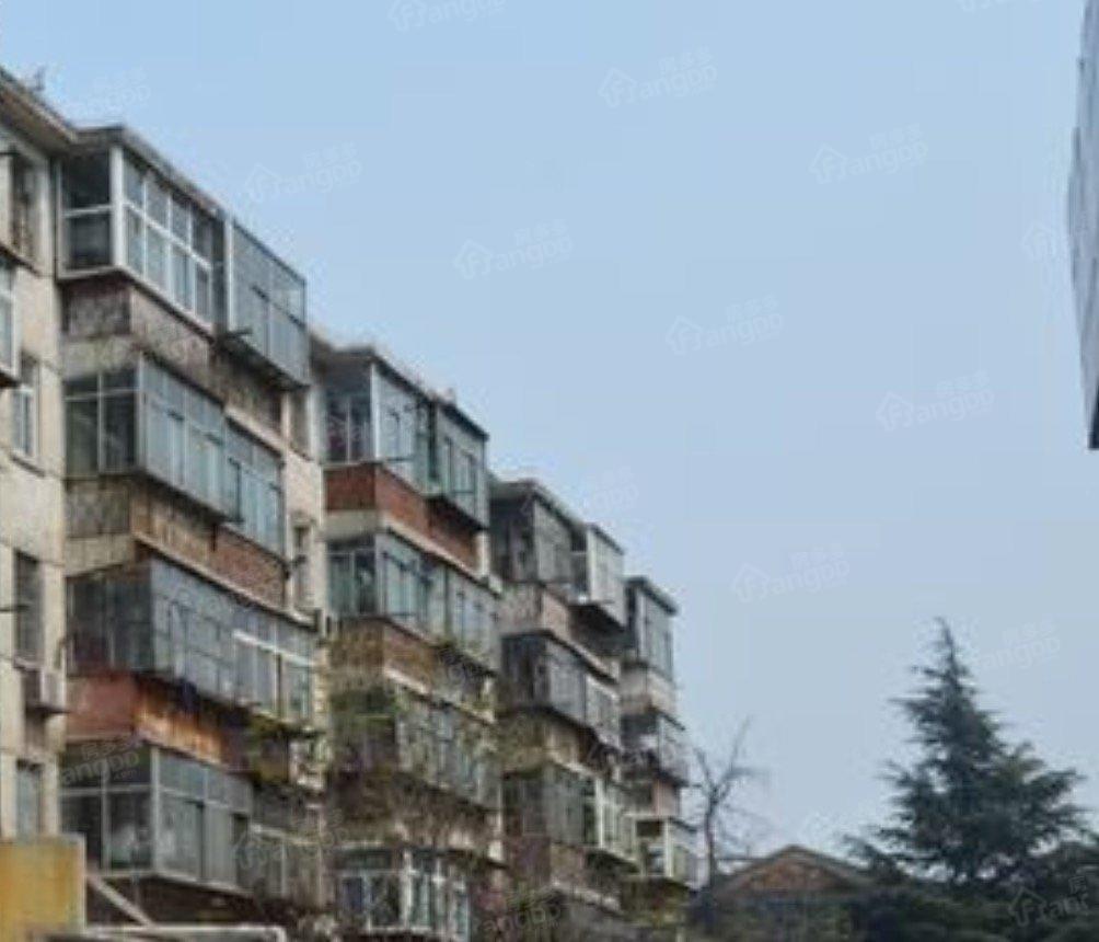 华冠小区图片