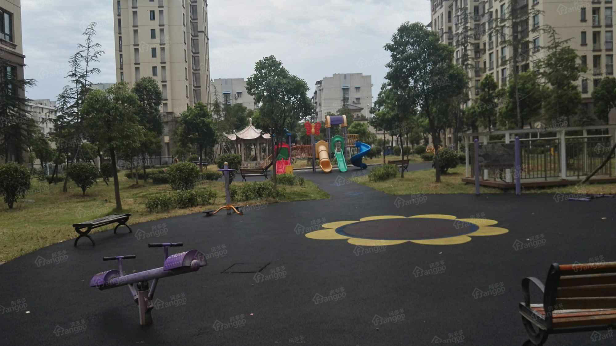 富丽花园东区小区图片