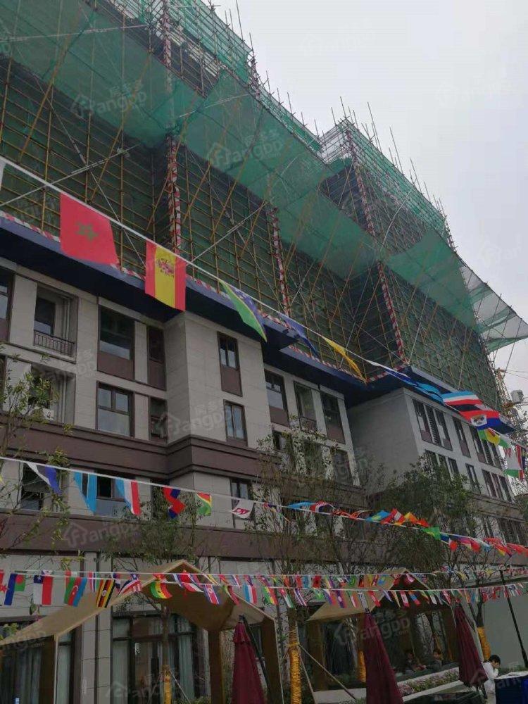 花样年家天下小区图片