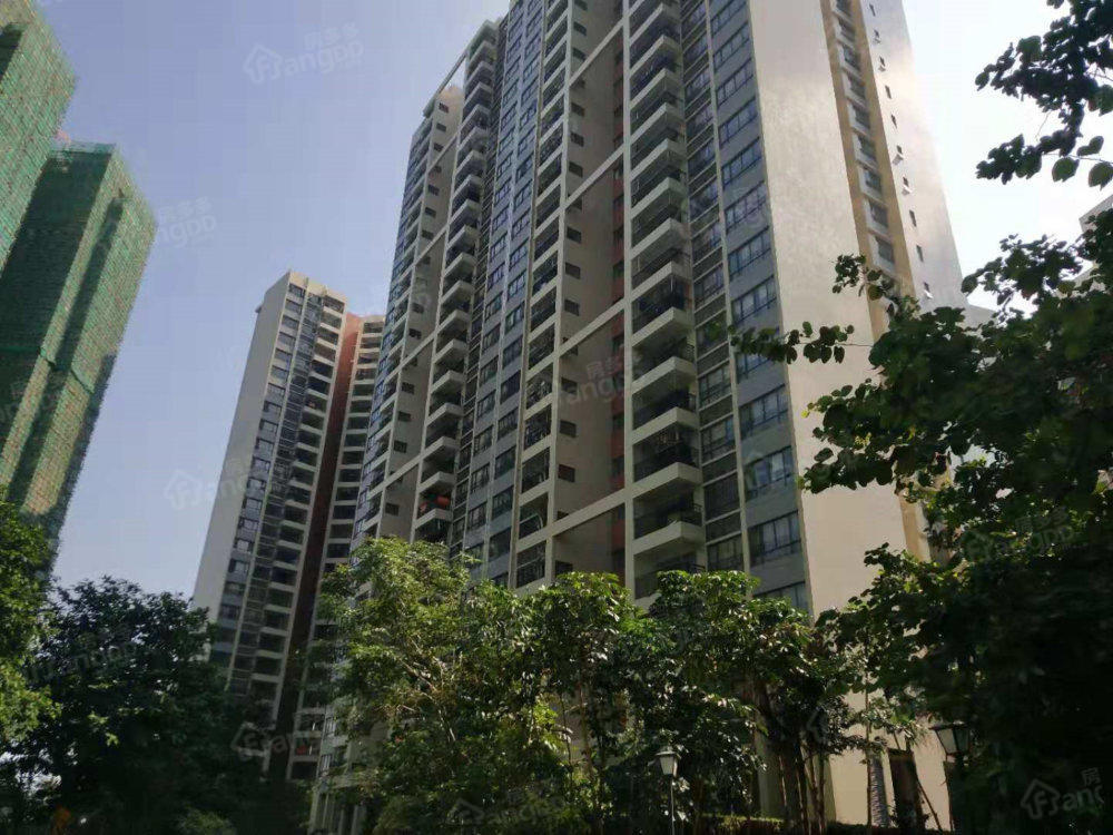 万科翡翠江望小区图片