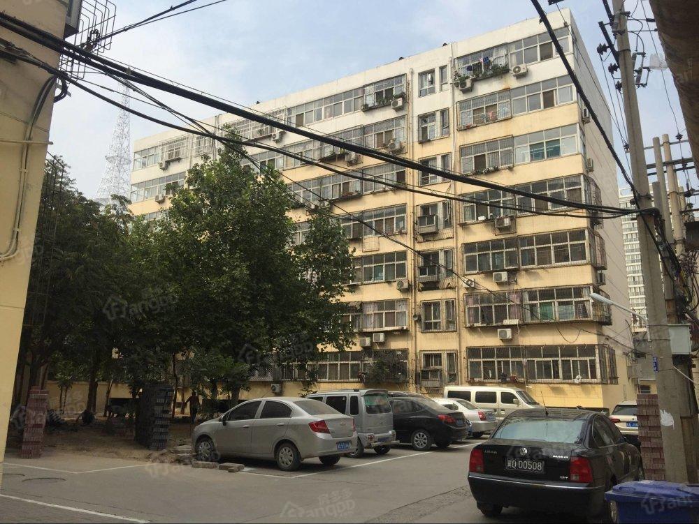 燕春宿舍小区图片