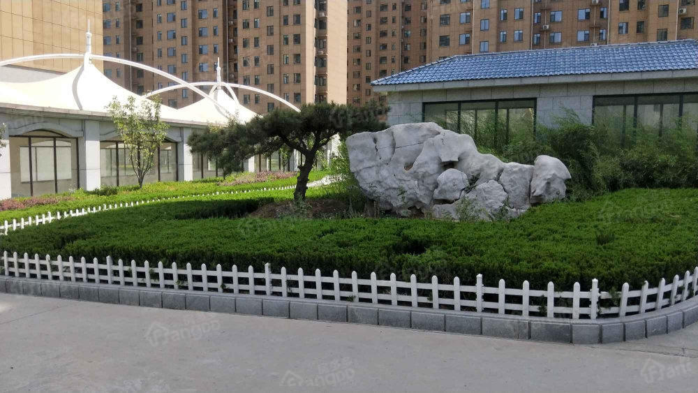 冠华龙凤城小区图片