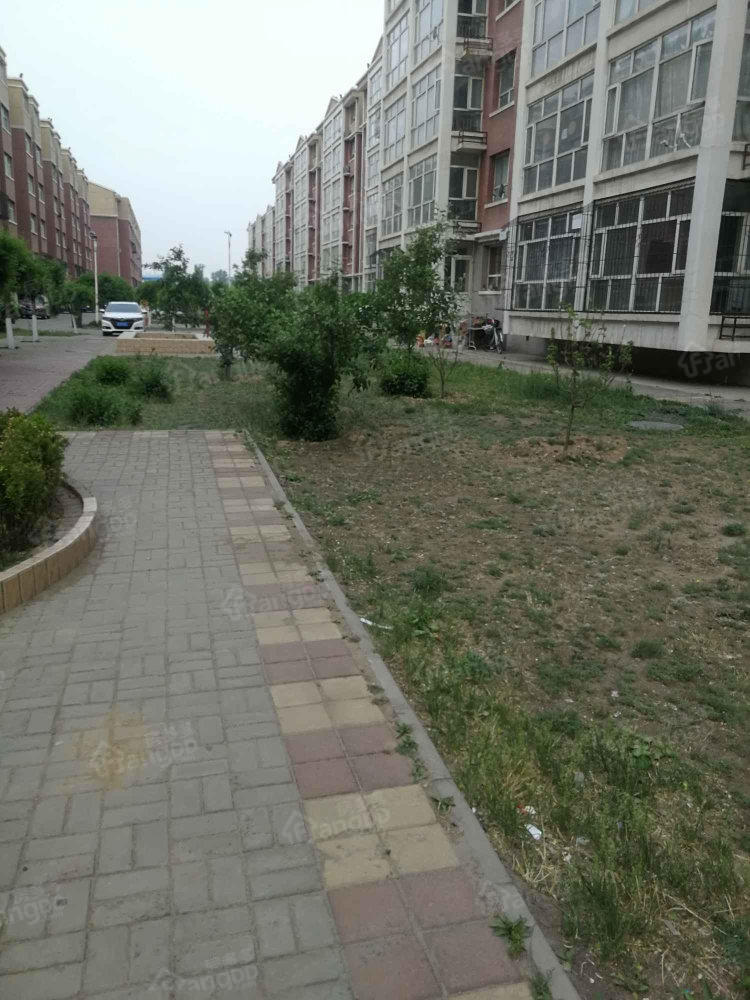 万和家苑小区图片