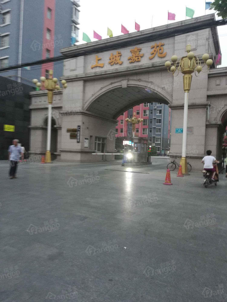 山水同和小区图片