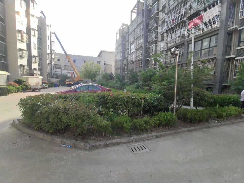 清华学苑小区图片