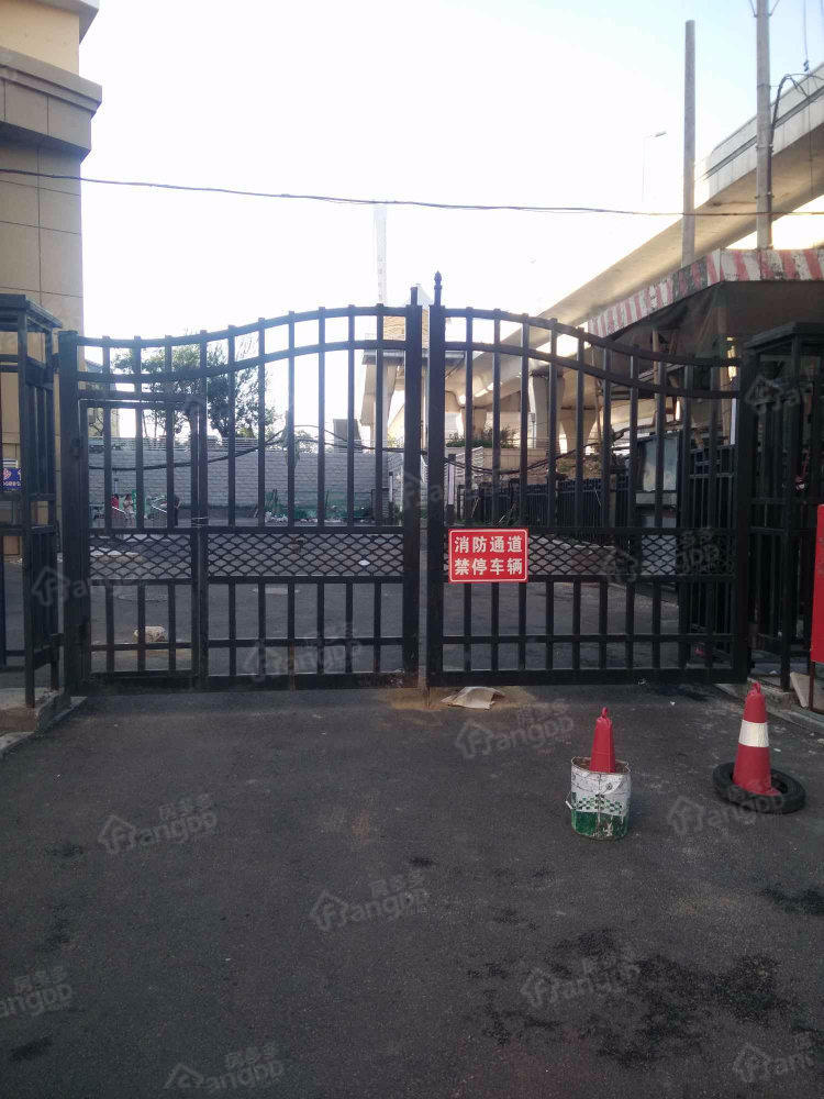 悦庭松江小区图片