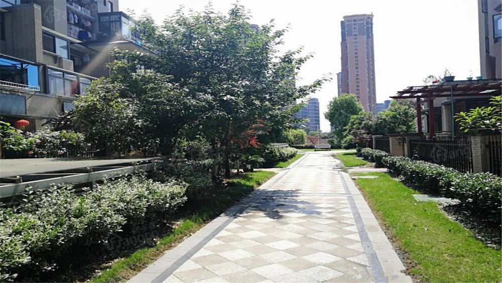 三陆康滨江壹号小区图片