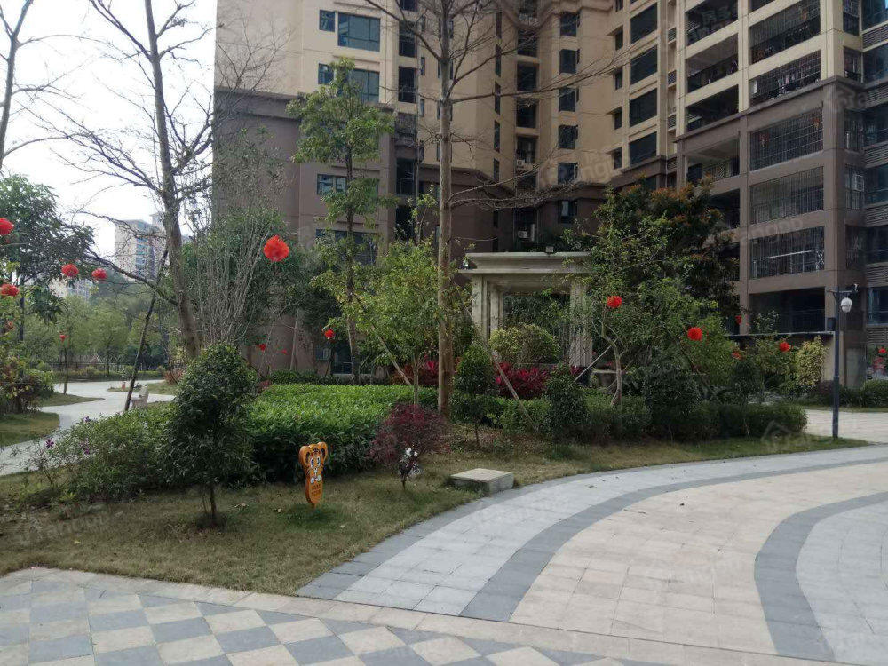 华泓四季花城小区图片