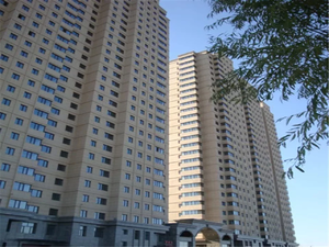枫和万嘉