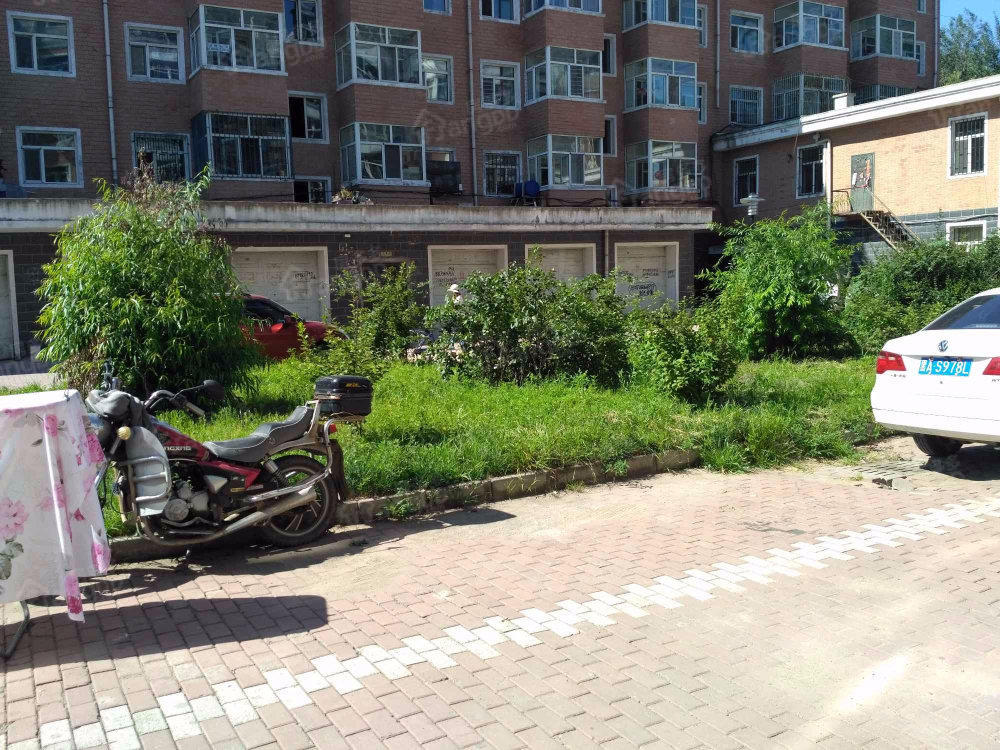 荣耀官邸小区图片