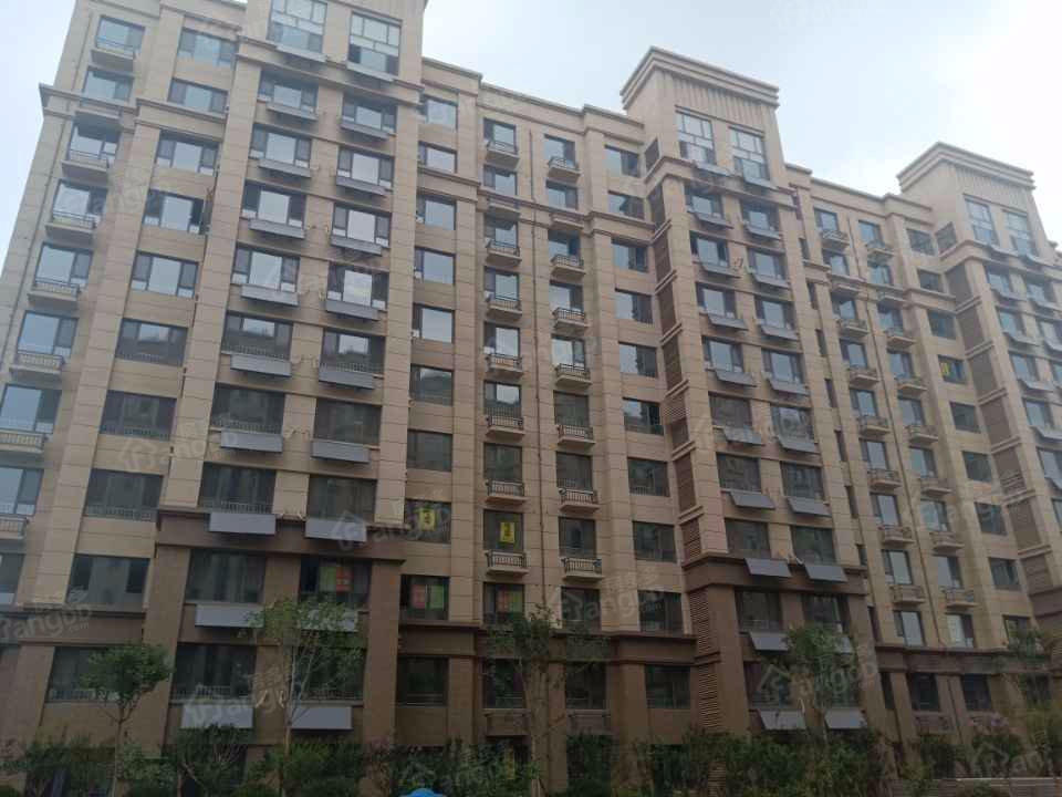 金城春华园小区图片
