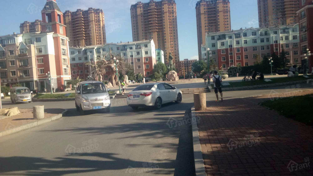 绿波华园小区图片