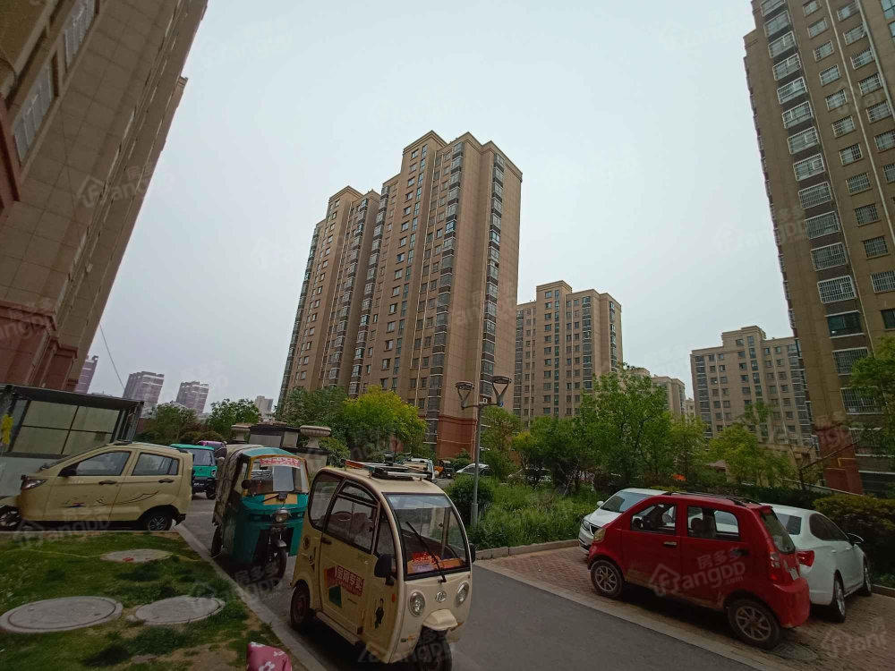 学府景苑小区图片