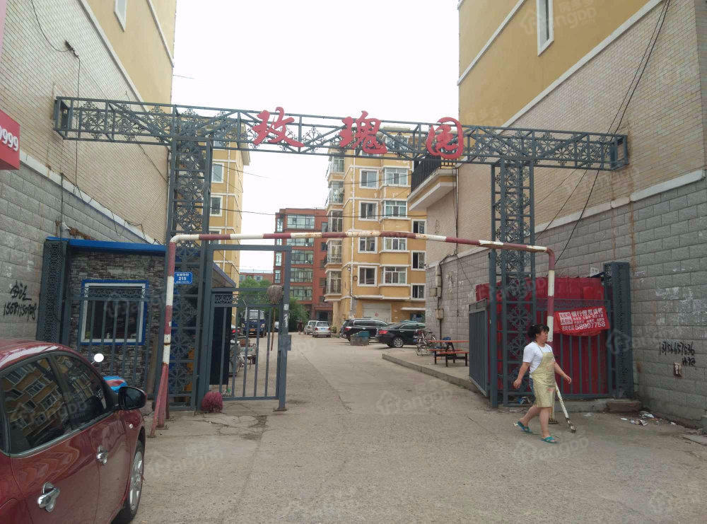 大众新城玫瑰园小区图片