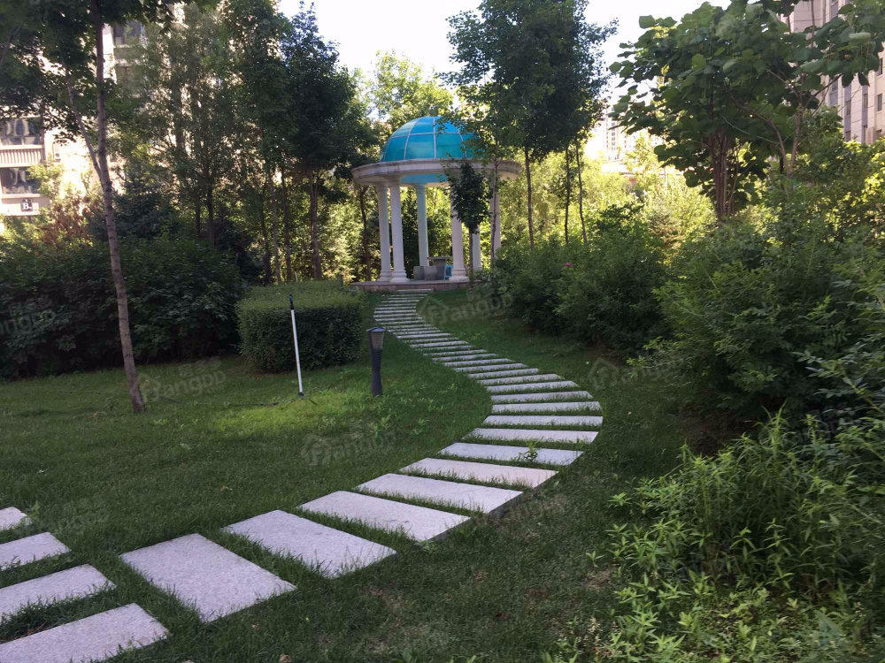鸿朗花园(二期)小区图片