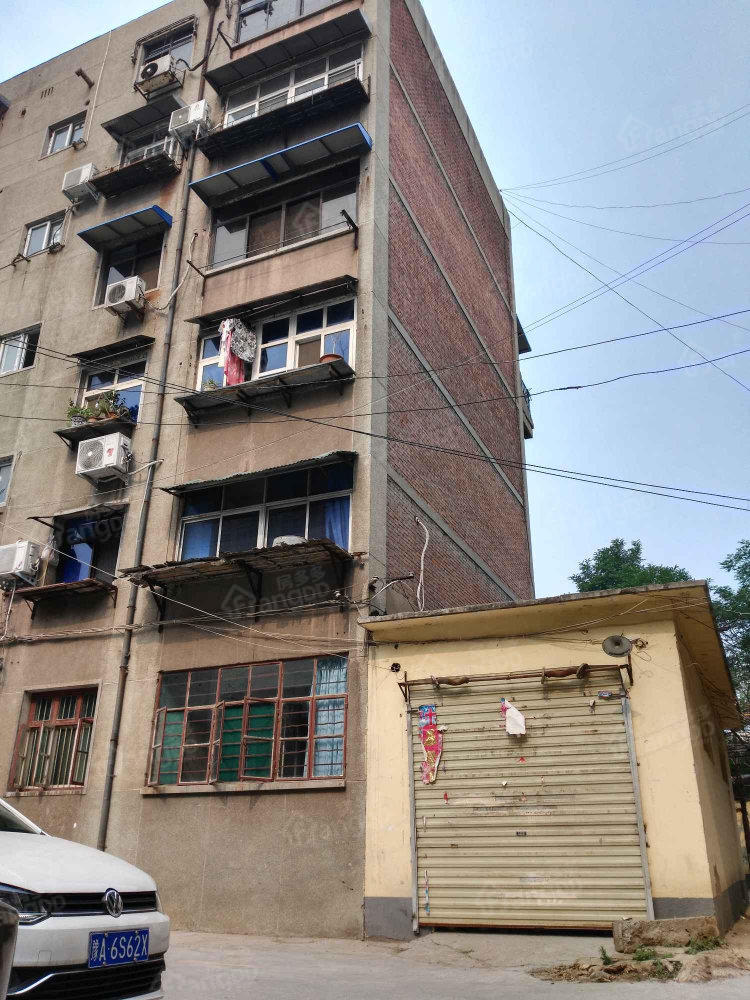城东路130号院小区图片