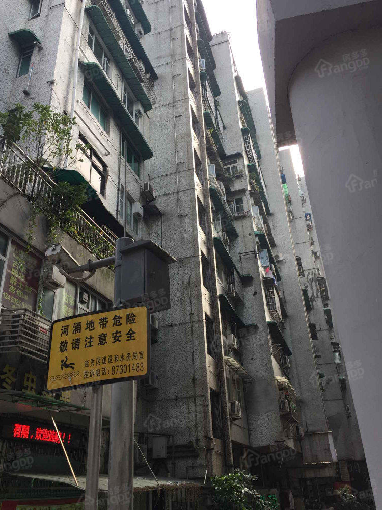 粤泰荣廷府小区图片