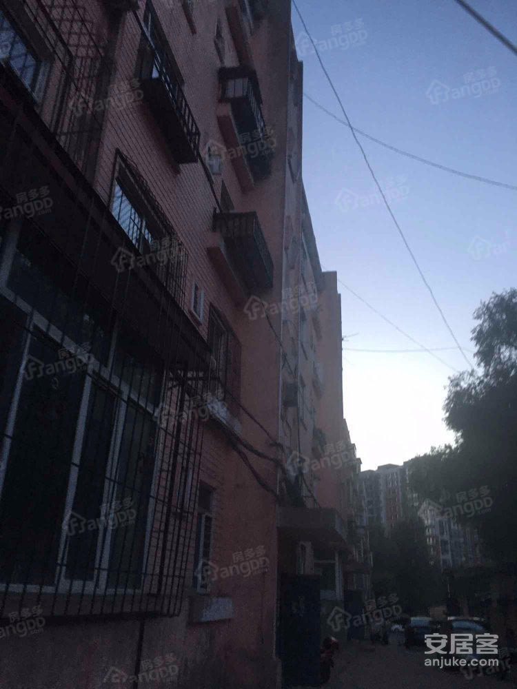 新兴建筑材料工业公司职工宿舍小区图片