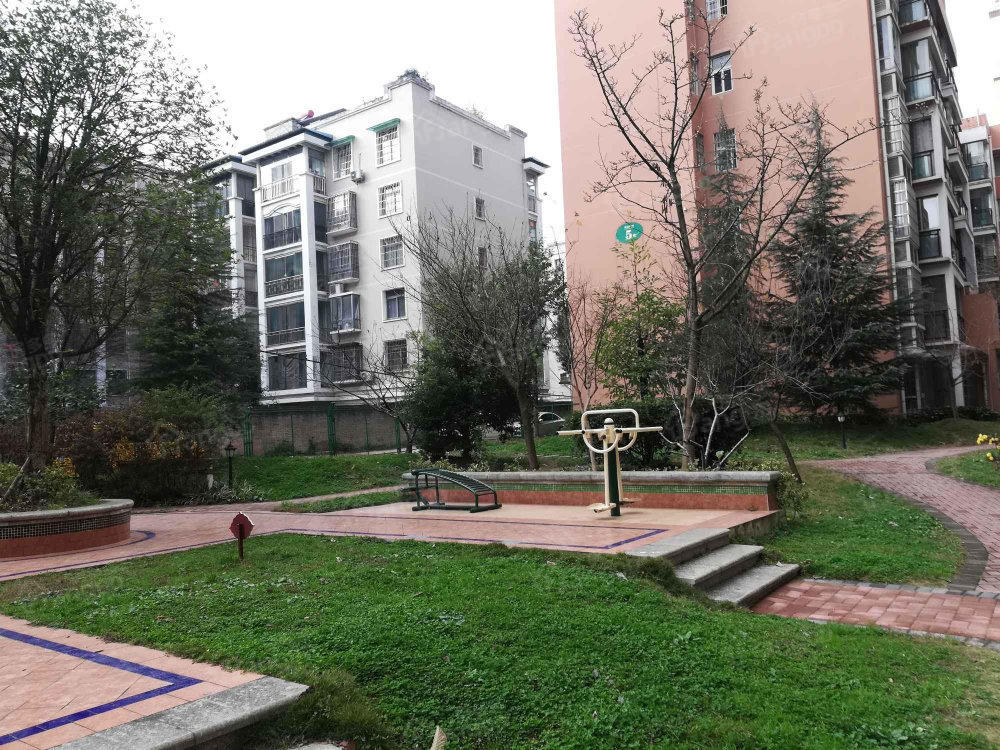 米兰绿洲小区图片
