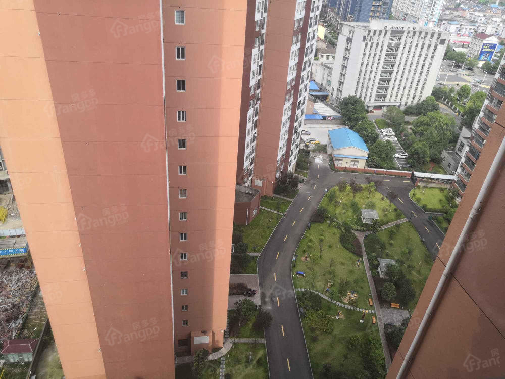 星河水岸小区图片