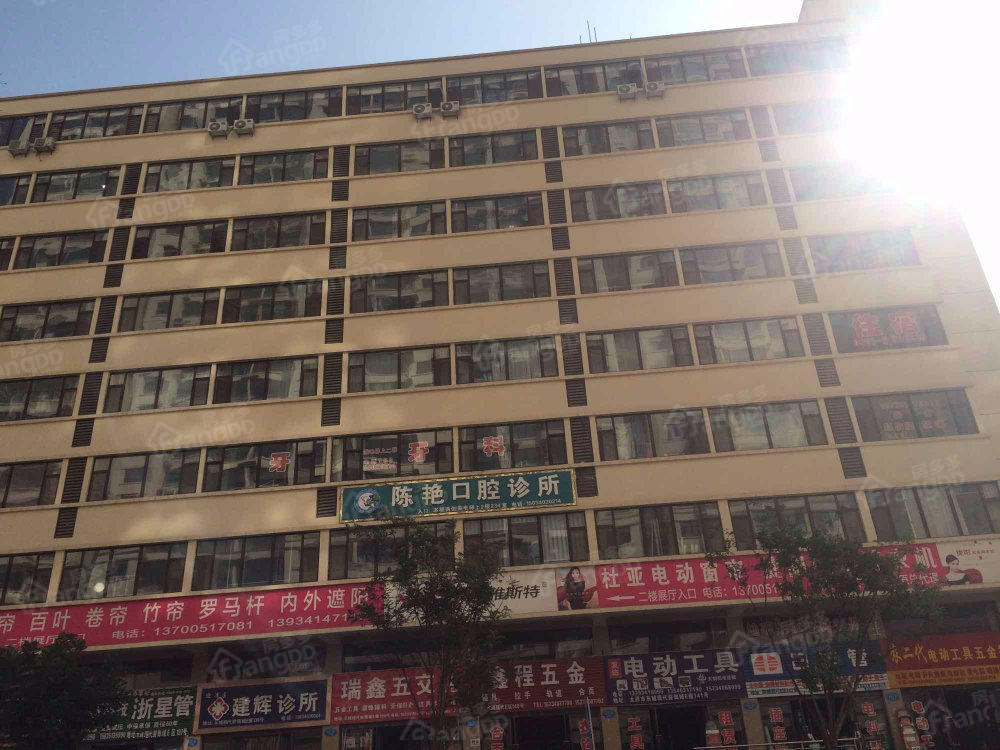 东城现代公寓小区图片