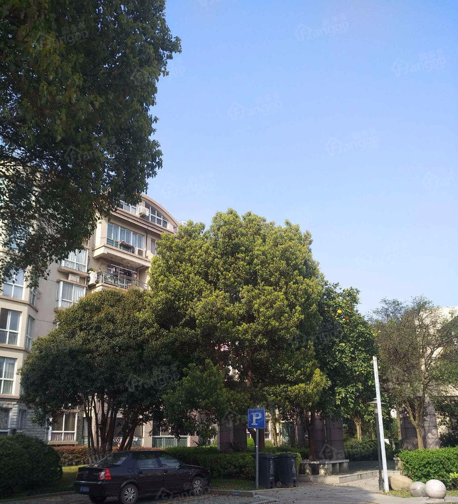 世纪花苑小区图片