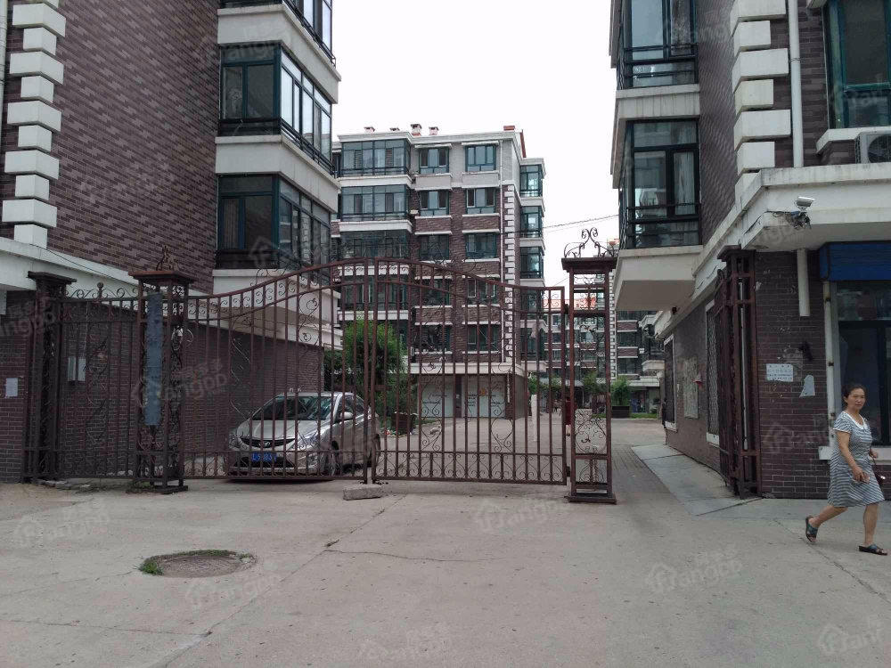 怡水尚城小区图片