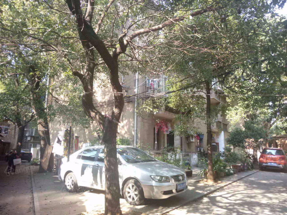 轻安苑小区图片
