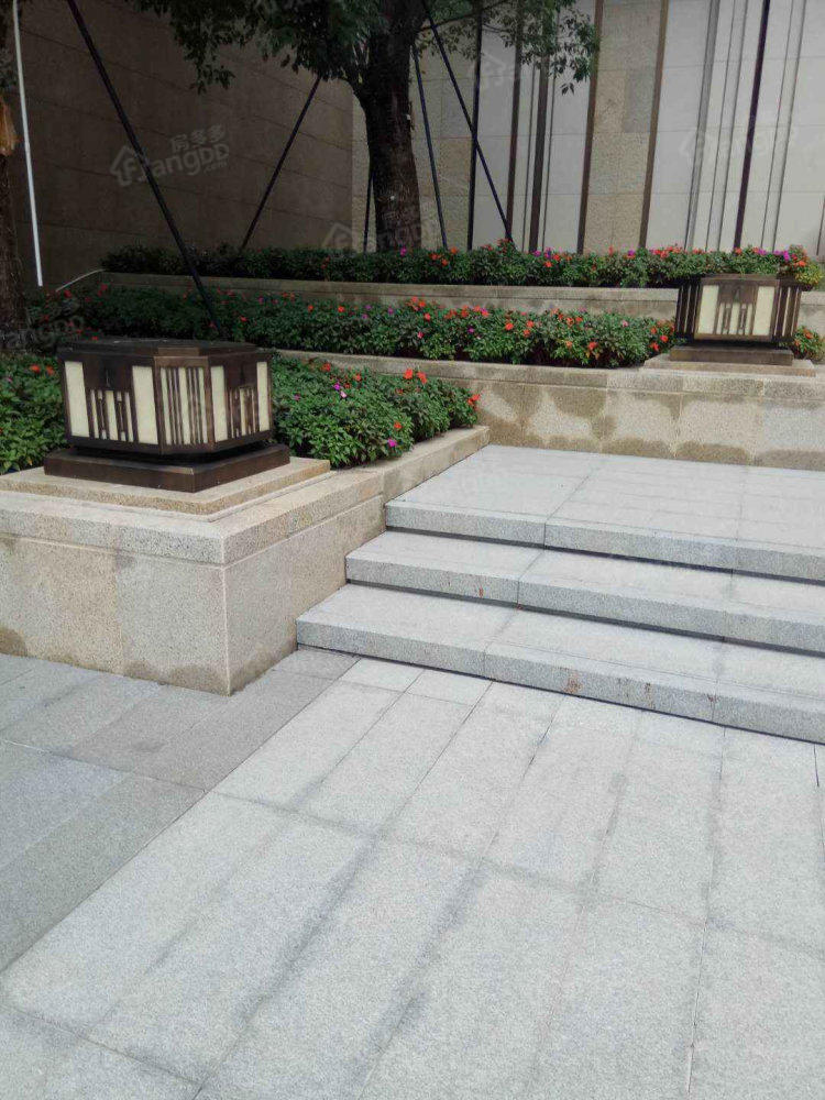 龙光玖龙山小区图片
