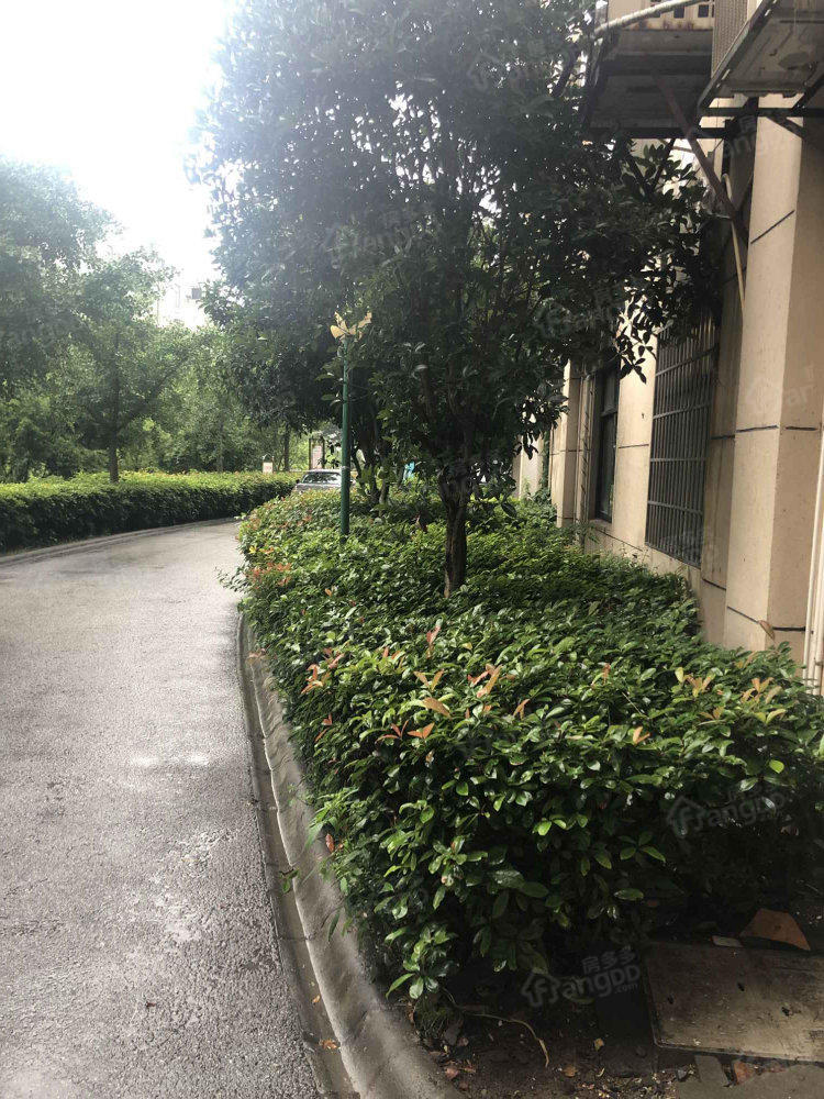 鑫家苑南区小区图片