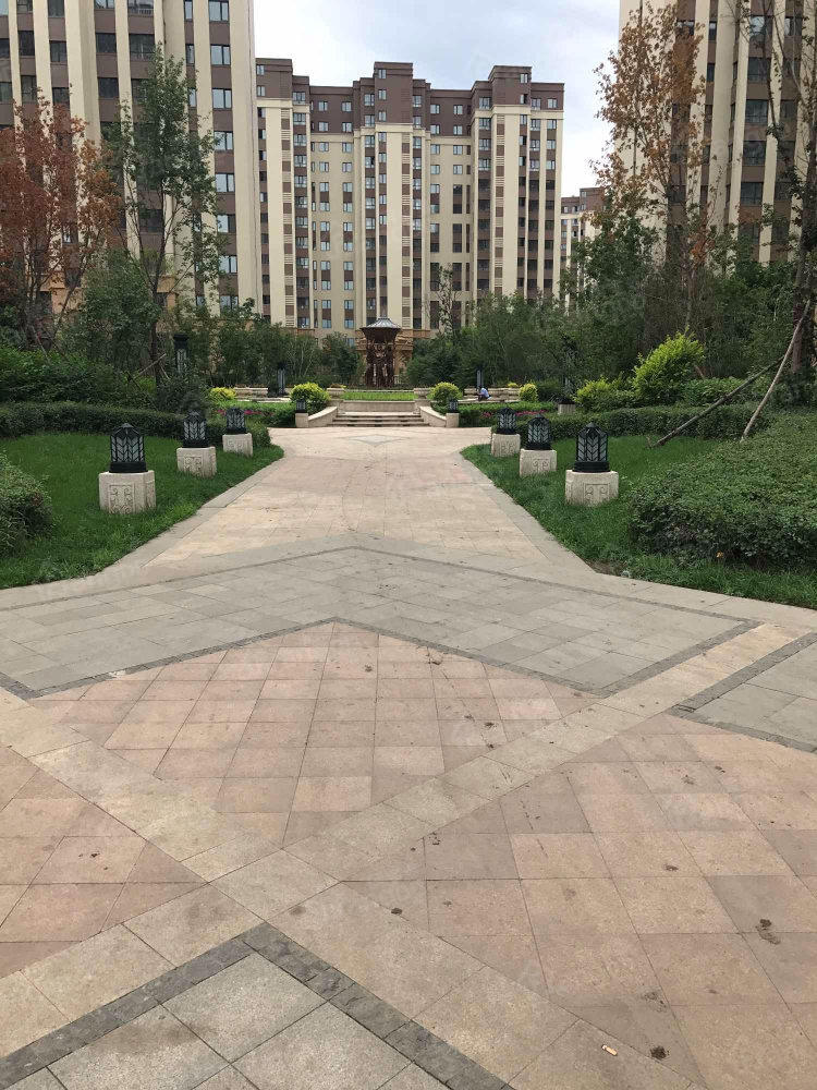 南郡豪庭小区图片